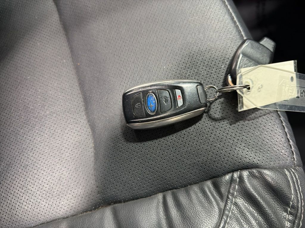 Used 2017 Subaru Outback 3.6R Limited image 28