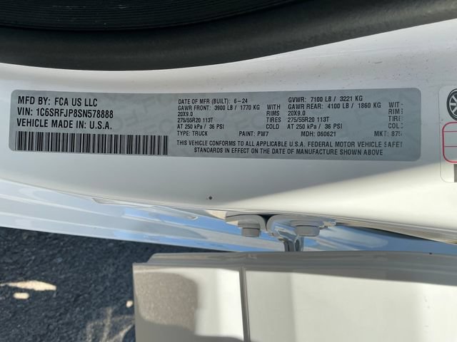 Used 2025 RAM 1500 Laramie AWD/4WD image 32