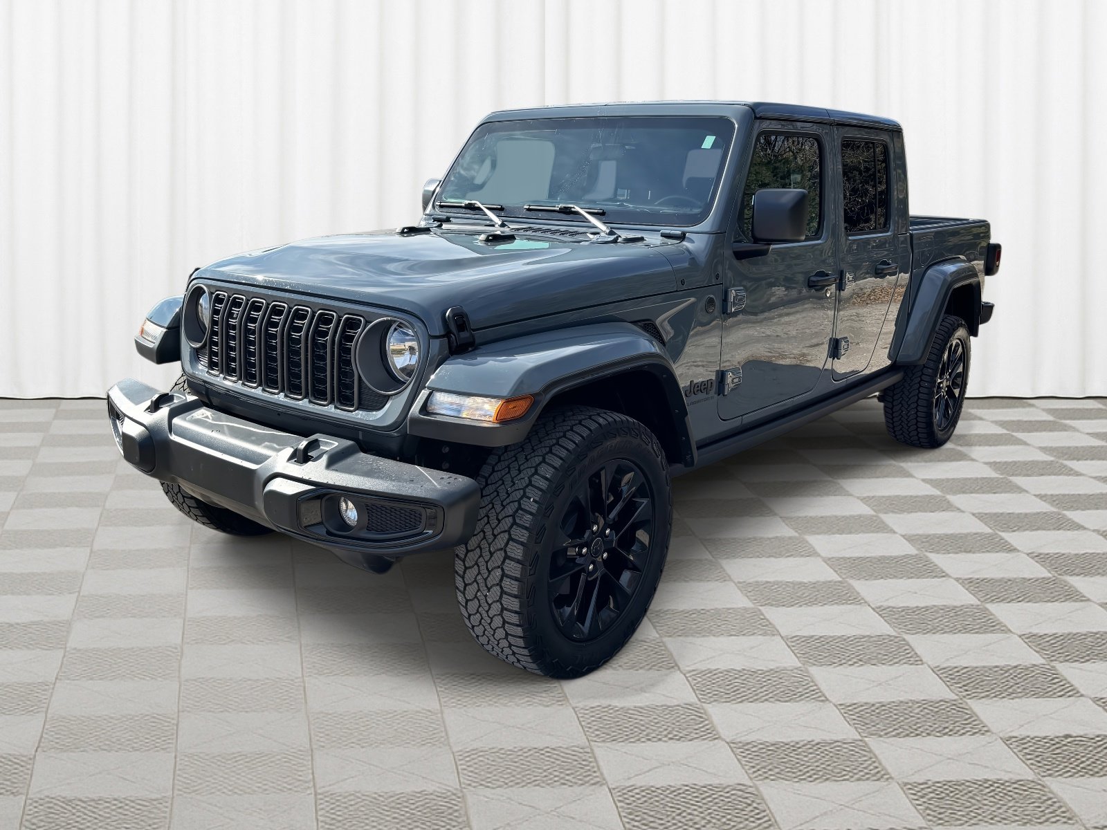 Used 2025 Jeep Gladiator Sport image 7