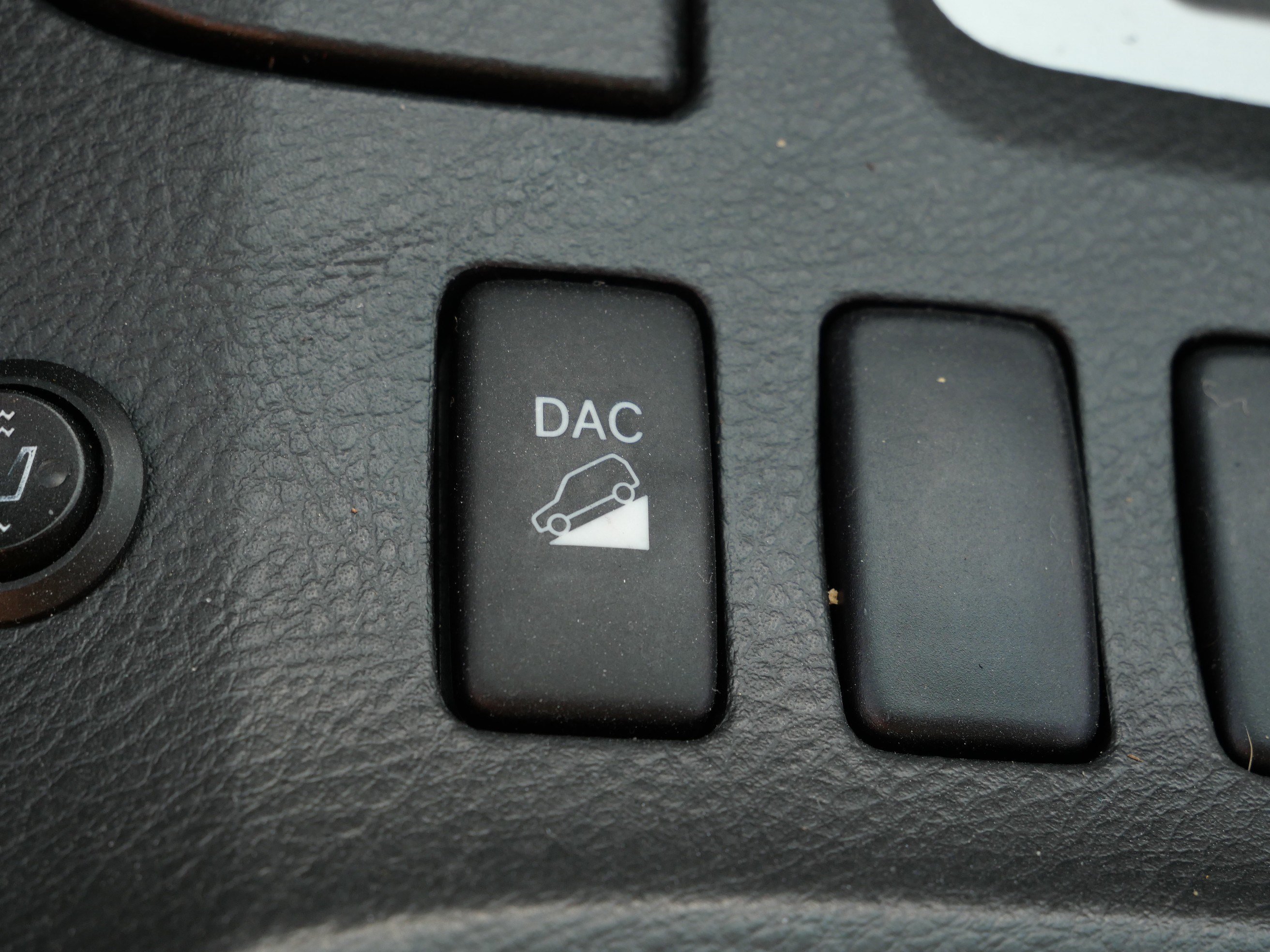 Used 2007 Toyota 4Runner SR5 AWD/4WD image 31