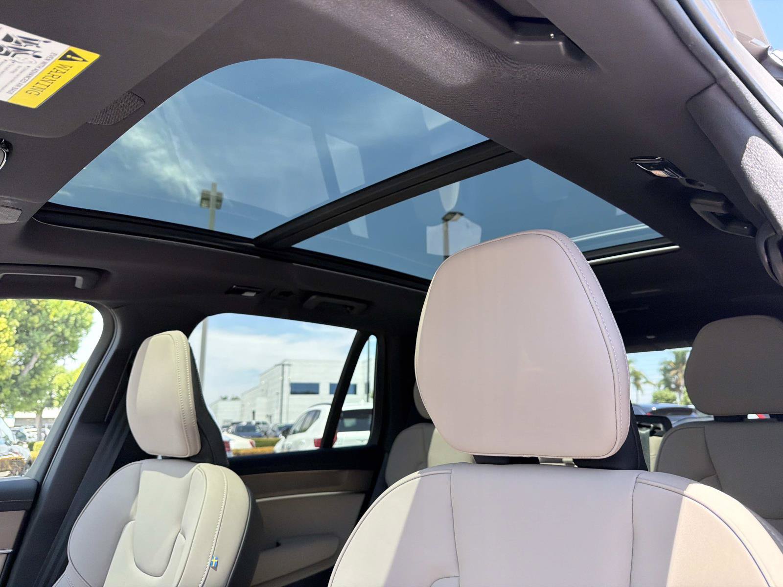 New 2026 Volvo XC90 T8 Plus AWD/4WD image 25