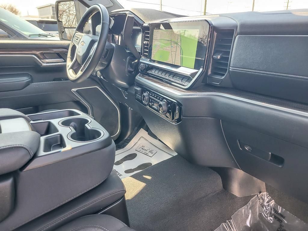 Certified 2025 Chevrolet Silverado 2500 LT w/ Convenience Package AWD/4WD image 24