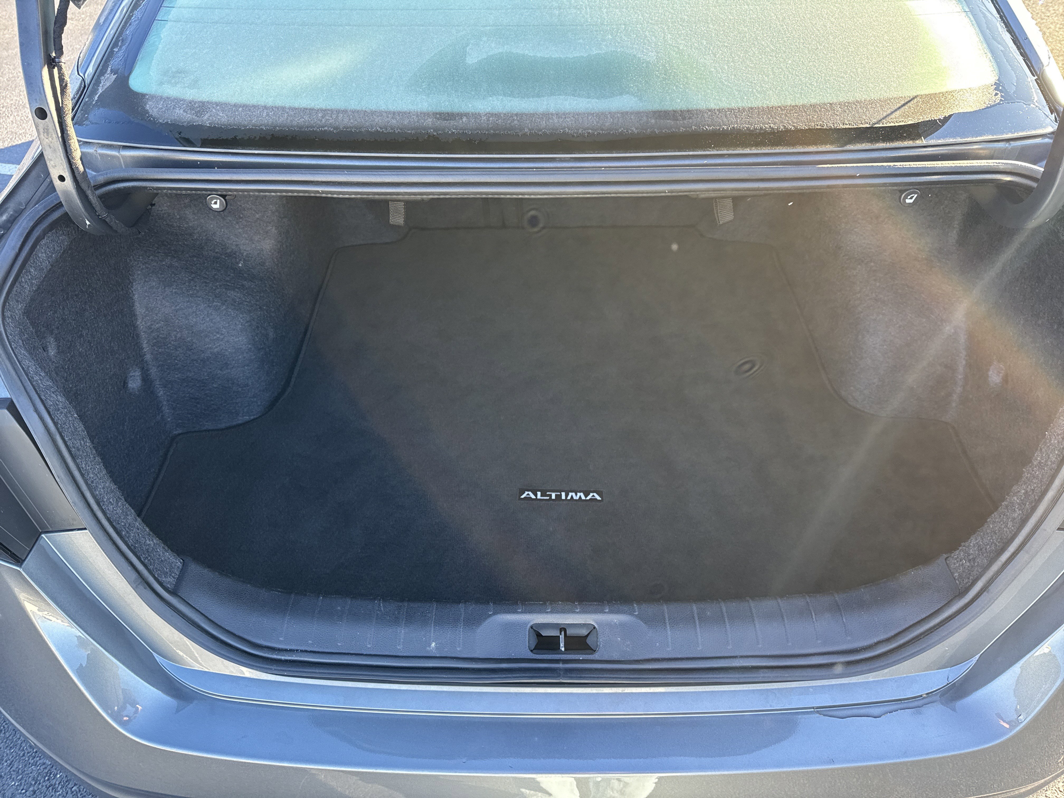 Used 2024 Nissan Altima 2.5 SV image 27