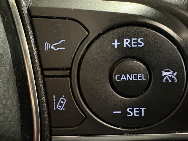 Certified 2020 Toyota Camry XLE image 11