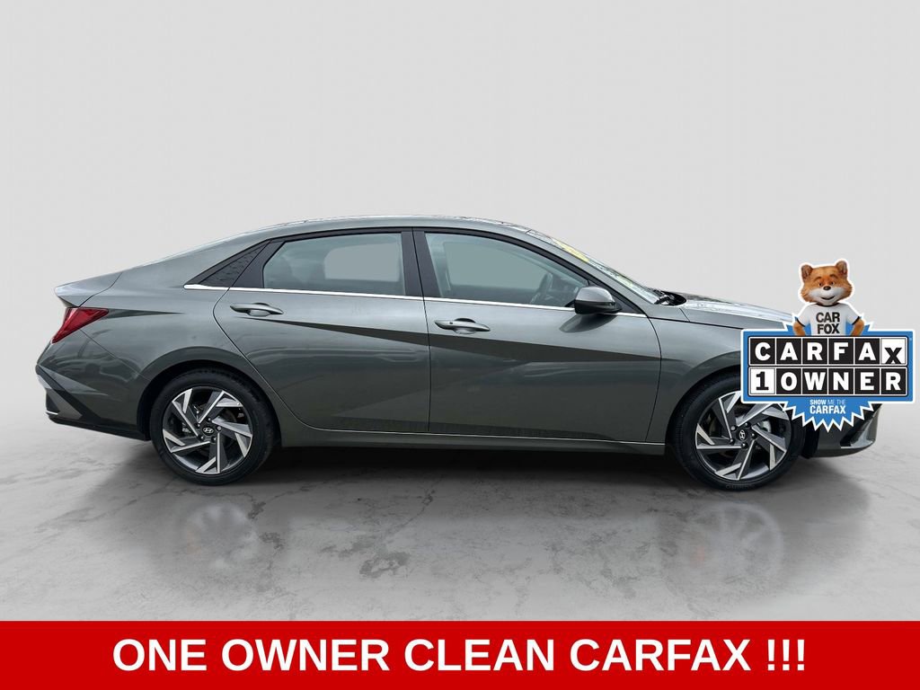Used 2025 Hyundai Elantra SEL FWD image 4