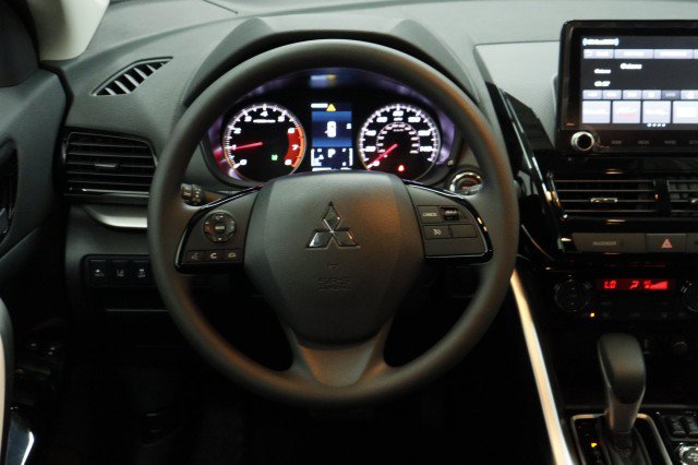 New 2026 Mitsubishi Eclipse Cross LE AWD/4WD image 20