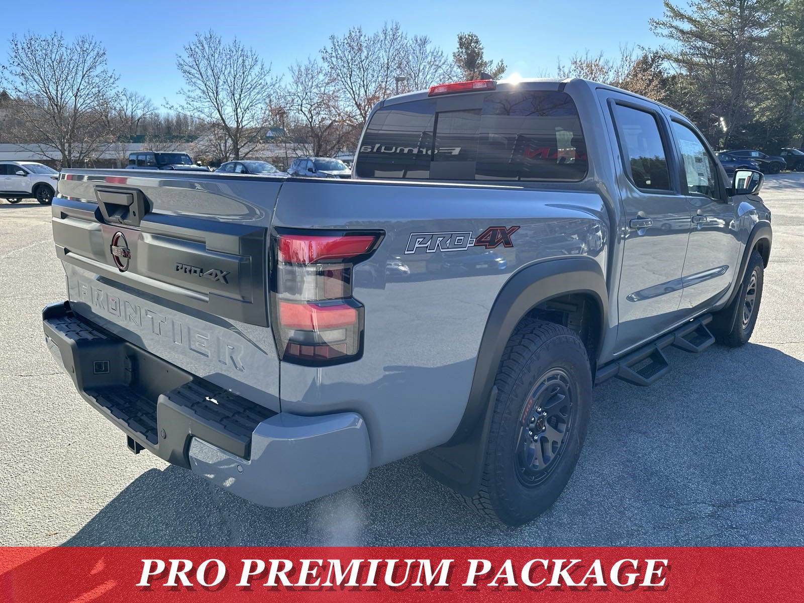 New 2025 Nissan Frontier PRO-4X w/ Pro Premium Package image 8