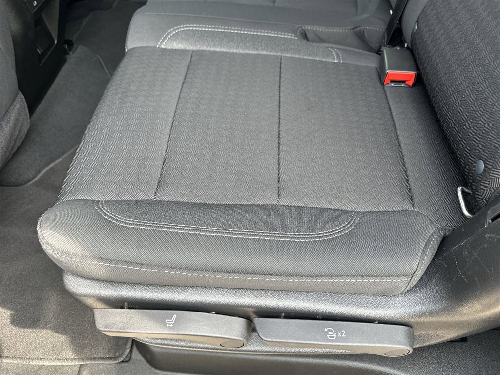 Certified 2021 Chevrolet Suburban LS image 17