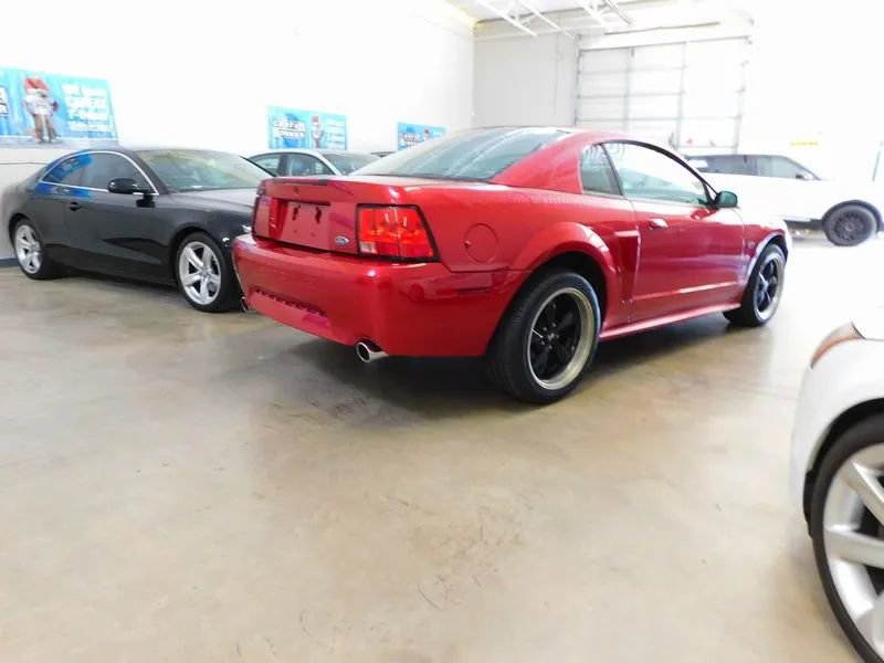 Used 2001 Ford Mustang GT image 2