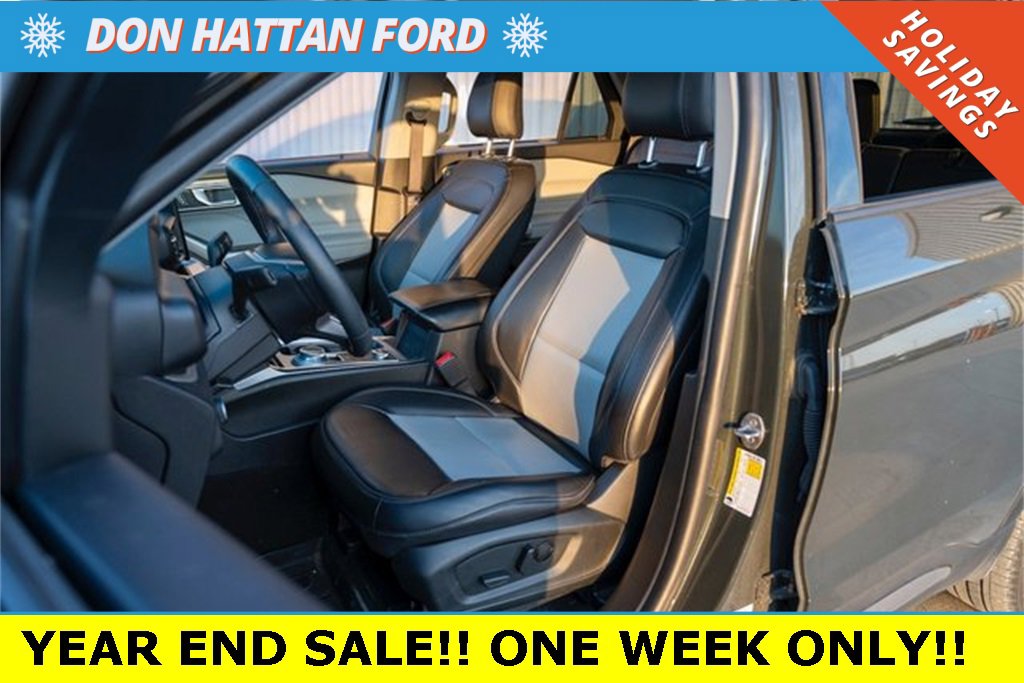 Used 2023 Ford Explorer XLT w/ Equipment Group 202A image 4