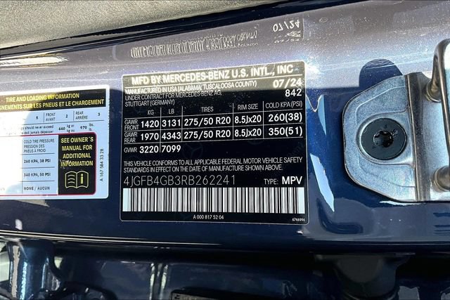 Used 2024 Mercedes-Benz GLE 450e 4MATIC image 4