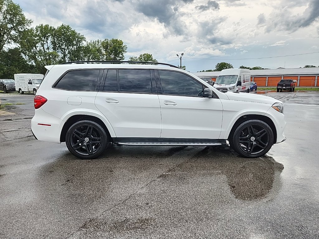 Used 2018 Mercedes-Benz GLS 550 4MATIC image 4