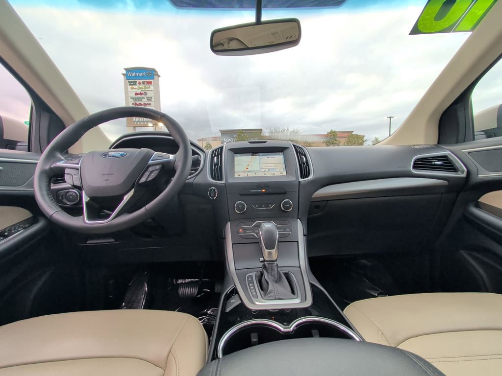 Used 2018 Ford Edge SEL w/ Equipment Group 201A FWD image 23