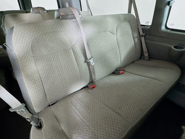 Used 2020 Chevrolet Express 3500 LT w/ LT Preferred Equipment Group RWD image 23