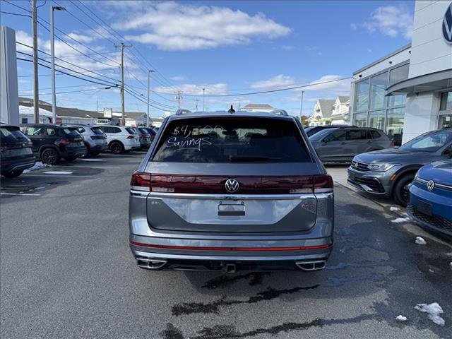 Used 2025 Volkswagen Atlas SEL Premium R-Line AWD/4WD image 5