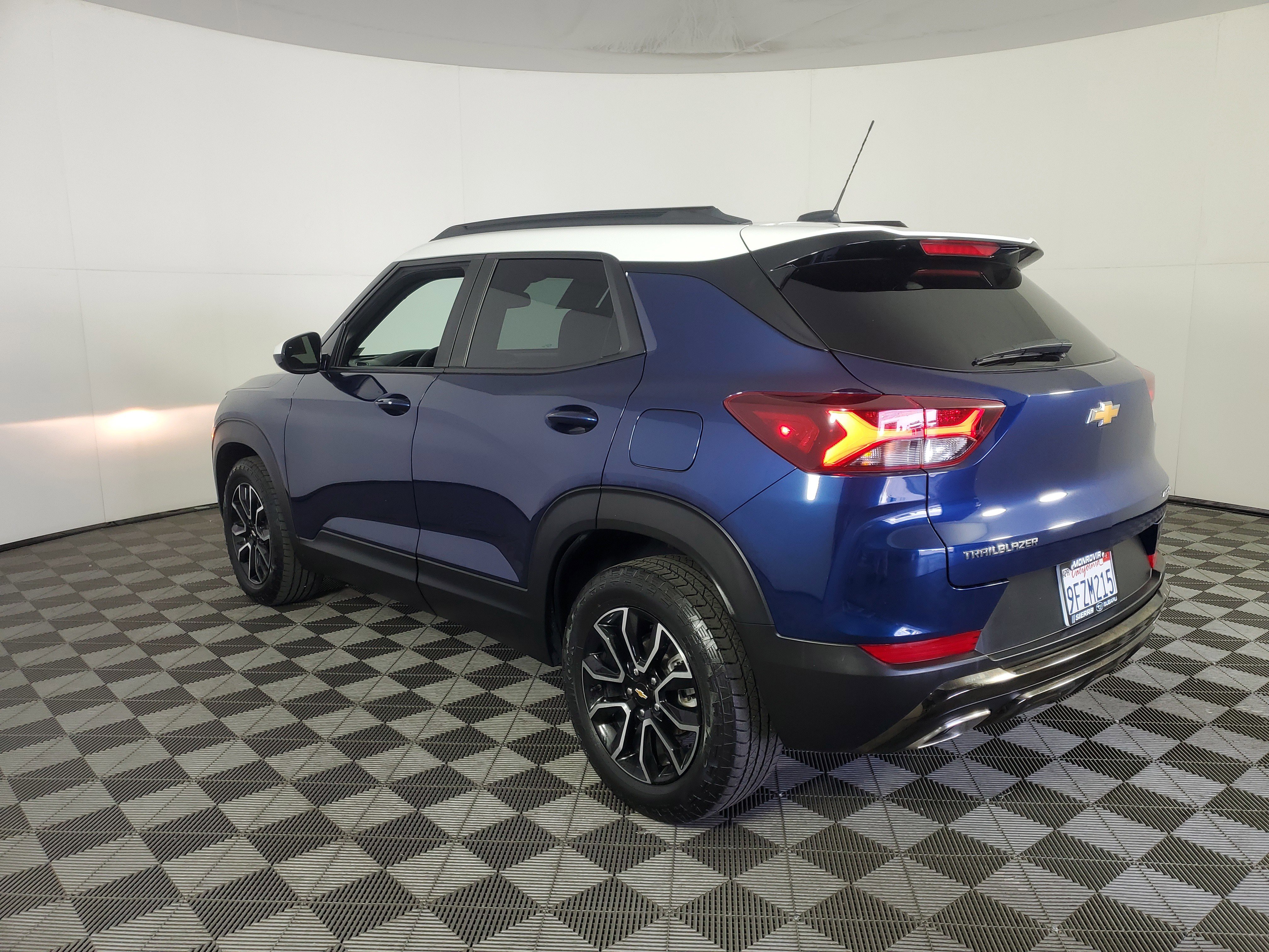 Used 2023 Chevrolet TrailBlazer ACTIV w/ Convenience Package FWD image 6