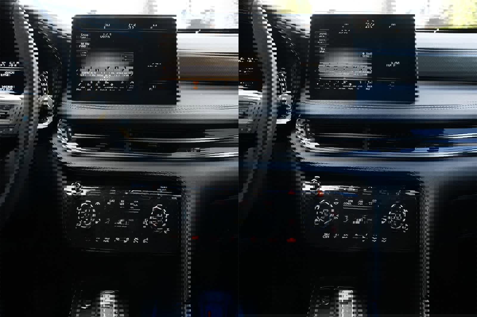 Used 2023 INFINITI QX60 Luxe w/ Cargo Package image 13