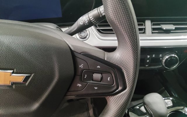 Used 2024 Chevrolet Trax LT image 29