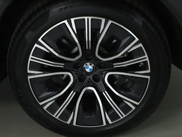 Certified 2025 BMW X3 xDrive30i w/ Premium Package image 41