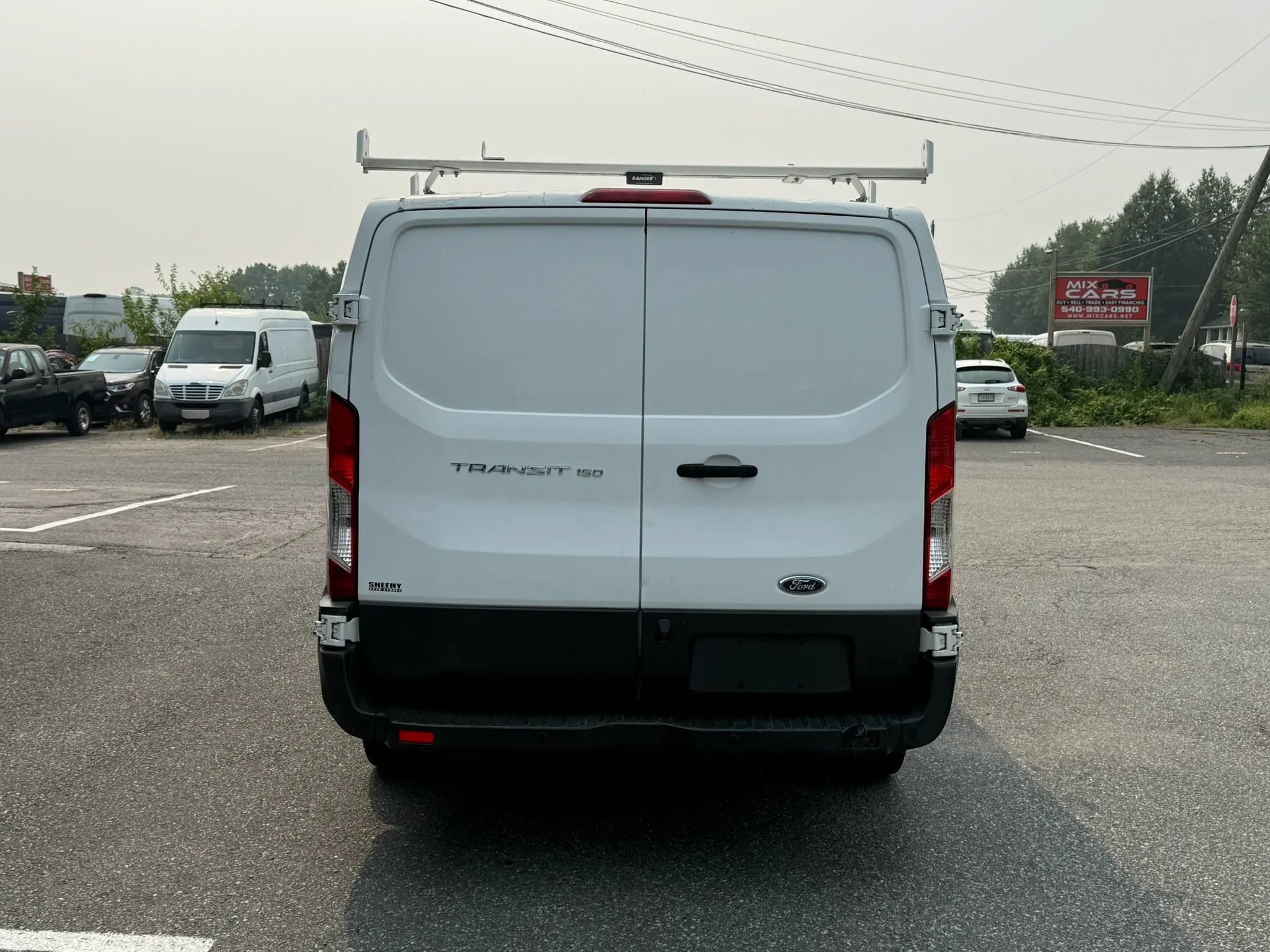 Used 2017 Ford Transit 150 130 Low Roof RWD image 15