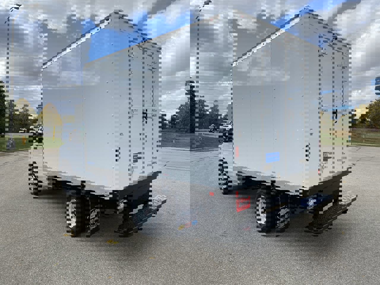 New 2025 Ford E-350 and Econoline 350 Super Duty w/ Power Equipment Group image 22