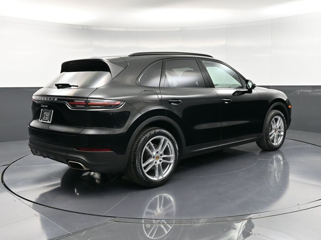 Certified 2023 Porsche Cayenne image 8
