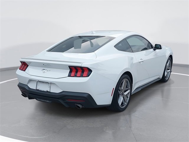 Used 2024 Ford Mustang Premium image 3