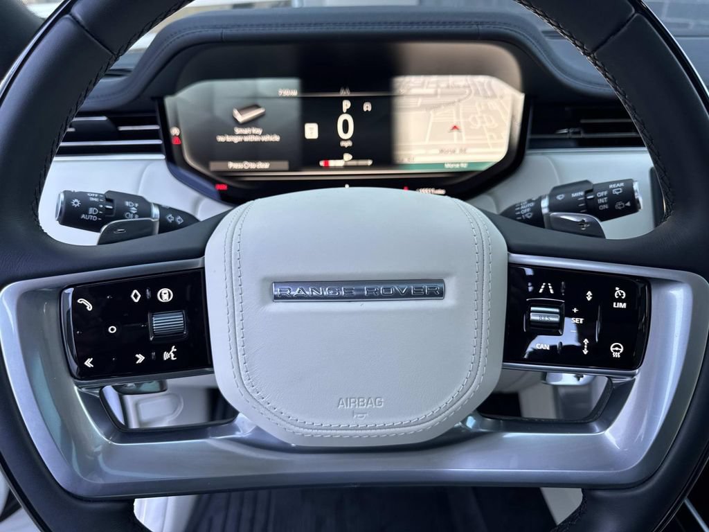 Certified 2025 Land Rover Range Rover SE AWD/4WD image 28