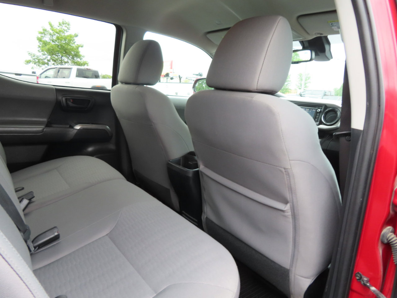 Used 2019 Toyota Tacoma SR5 image 38