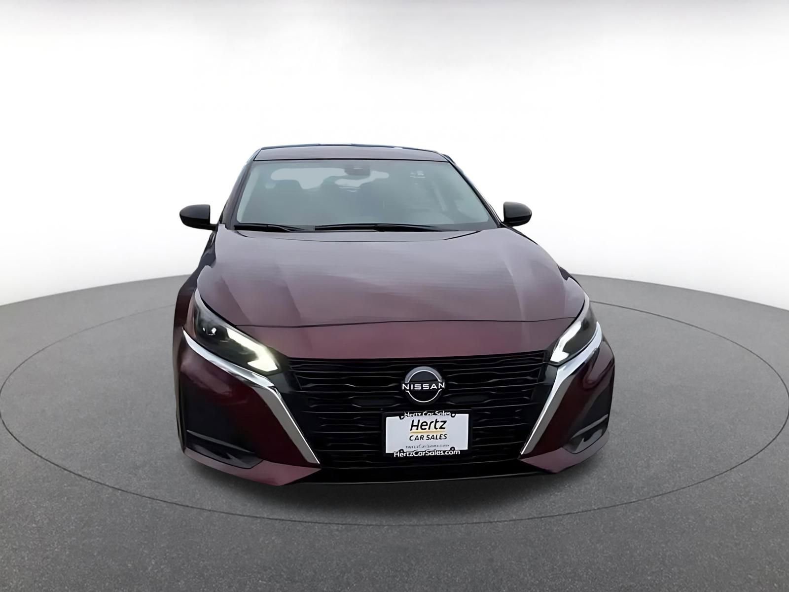 Used 2025 Nissan Altima 2.5 SV image 4