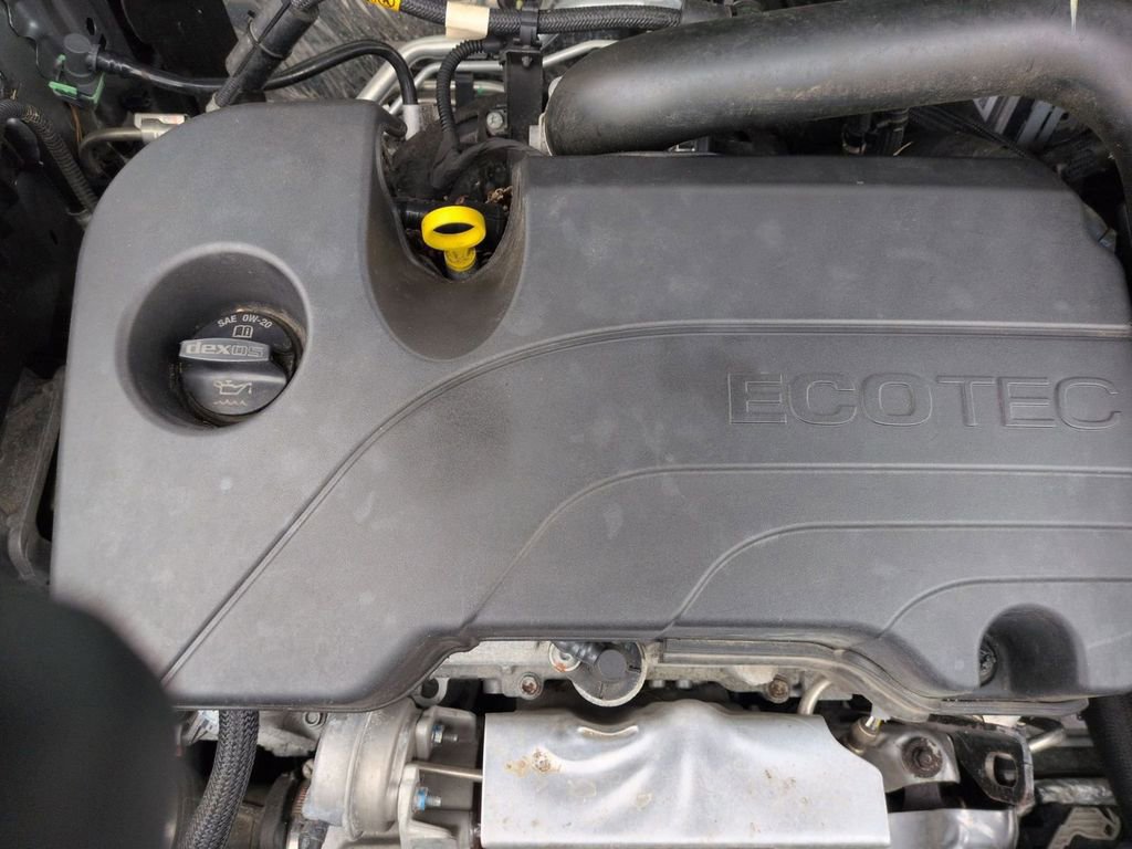 Used 2024 GMC Terrain SLE w/ Driver Convenience Package image 31