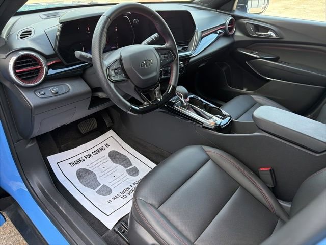 Used 2024 Chevrolet Trax RS w/ Sunroof Package image 19