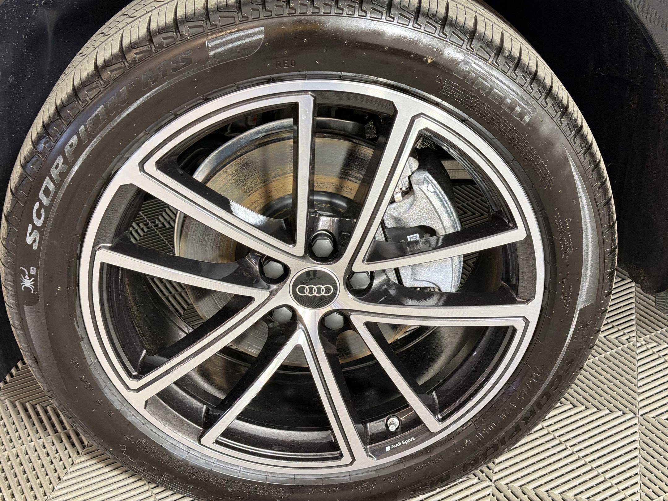 New 2026 Audi Q5 Premium Plus AWD/4WD image 12