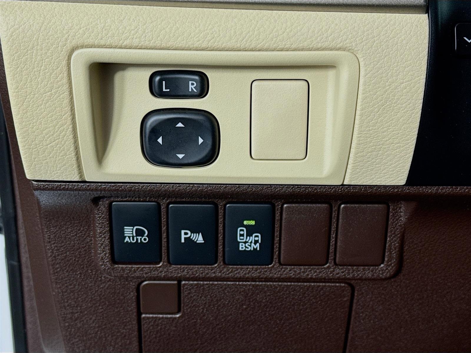 Used 2018 Lexus ES 350 image 11