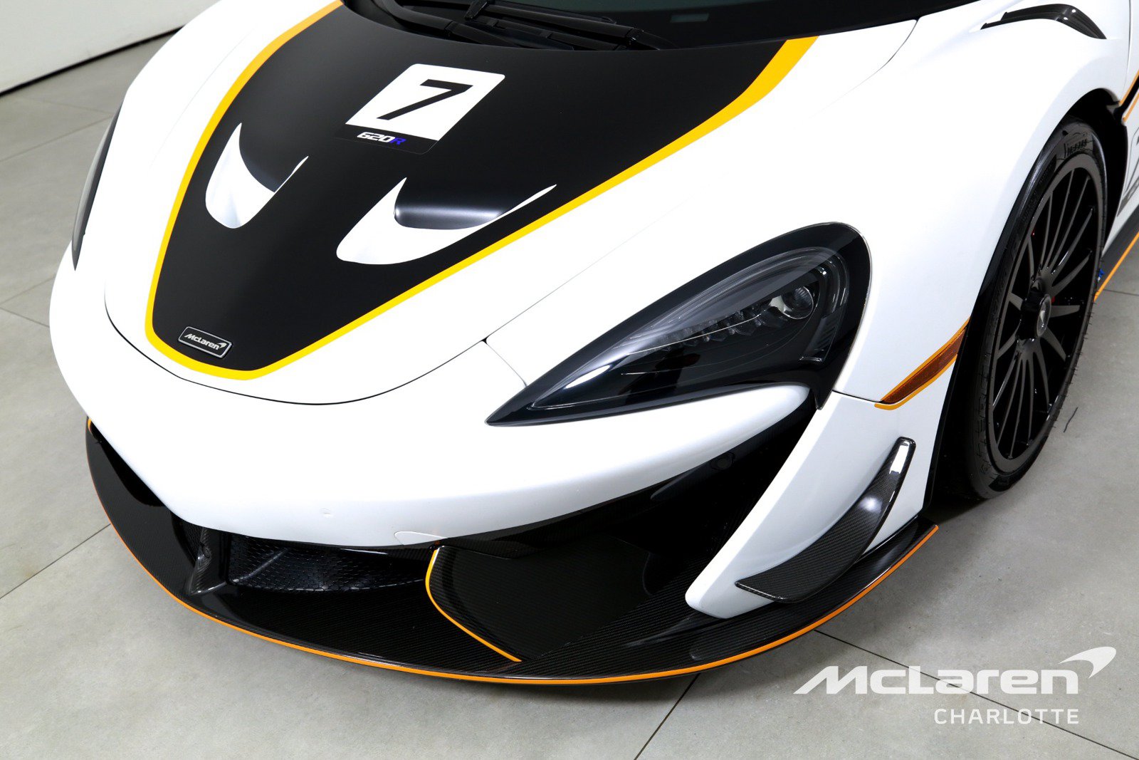 Used 2020 McLaren 620R RWD image 30