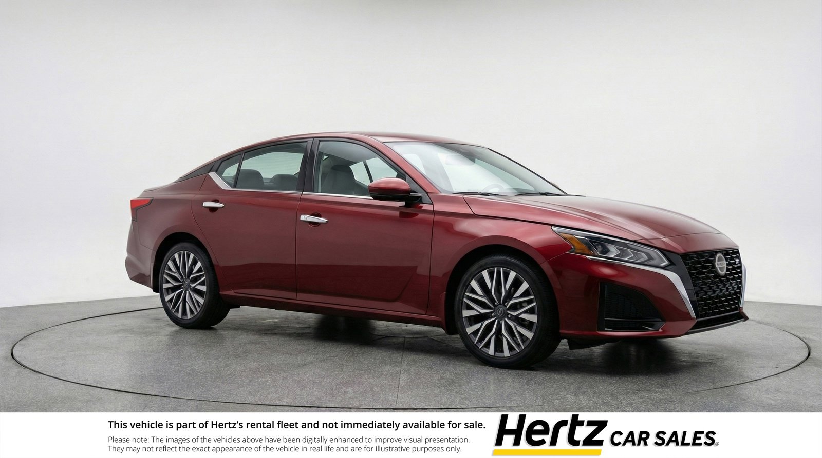 Used 2025 Nissan Altima 2.5 SV image 1