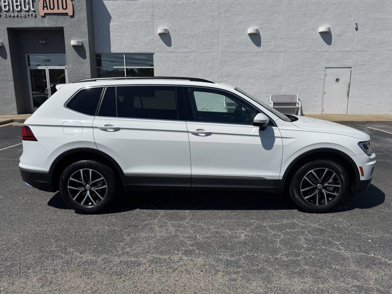 Used 2021 Volkswagen Tiguan SE image 7
