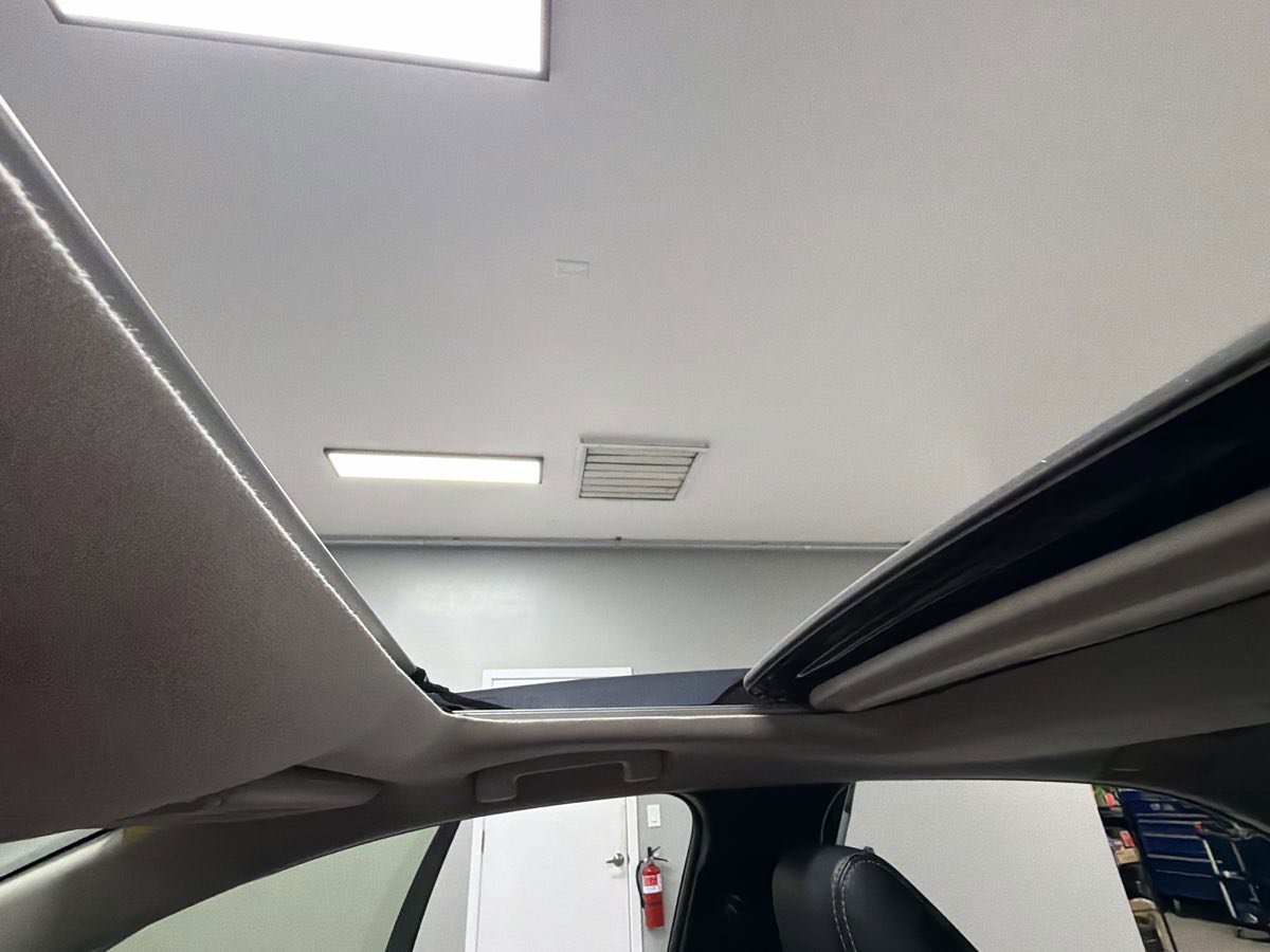 Used 2020 Toyota Corolla XLE w/ Carpet Mat Package (TMS) FWD image 26