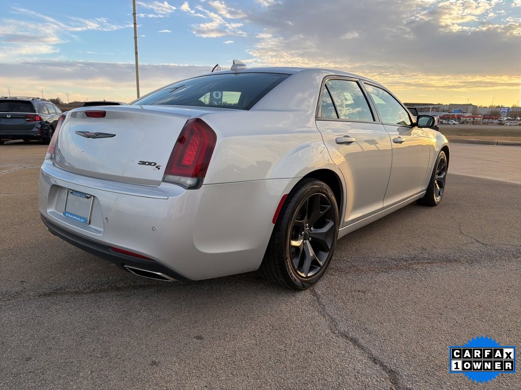 Used 2023 Chrysler 300 S image 5