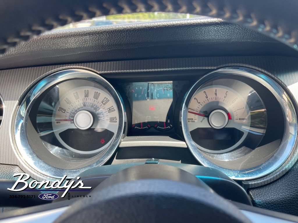 Used 2011 Ford Mustang GT Premium w/ Comfort Pkg RWD image 4