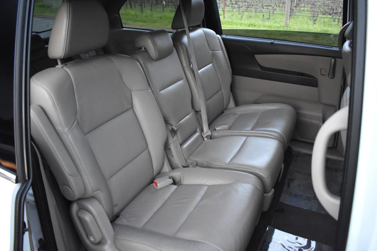 Used 2012 Honda Odyssey Touring image 36