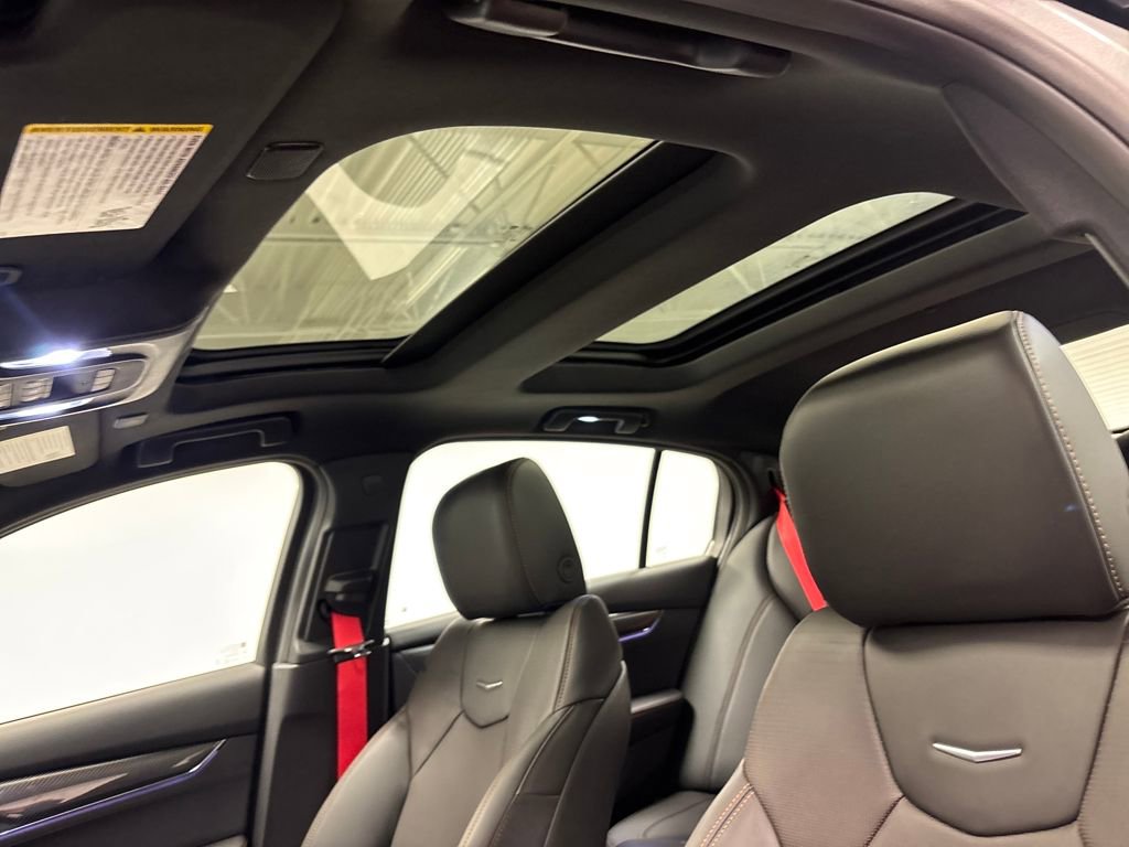 New 2026 Cadillac CT5 V image 30