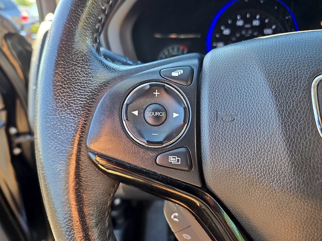 Used 2021 Honda HR-V EX-L image 22
