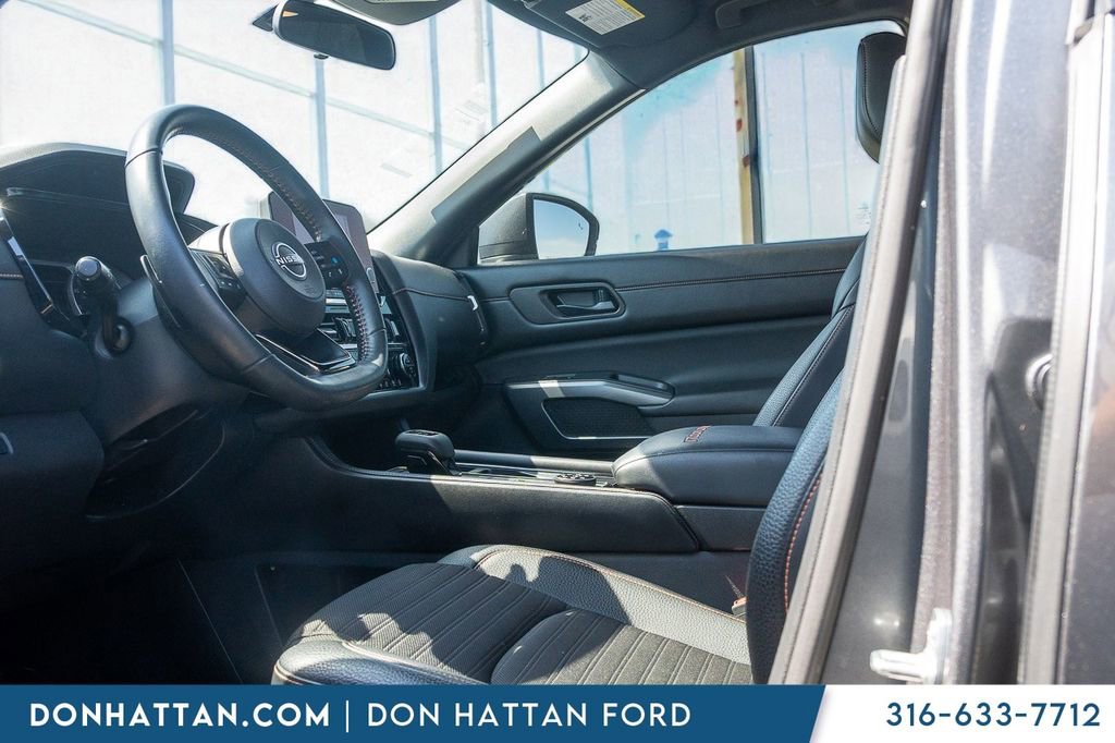 Used 2024 Nissan Pathfinder Rock Creek AWD/4WD image 3