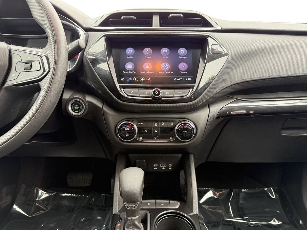 Used 2022 Chevrolet TrailBlazer LT w/ Convenience Package FWD image 12