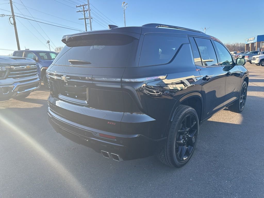 Used 2024 Chevrolet Traverse RS w/ LPO, Floor Liner Package AWD/4WD image 5