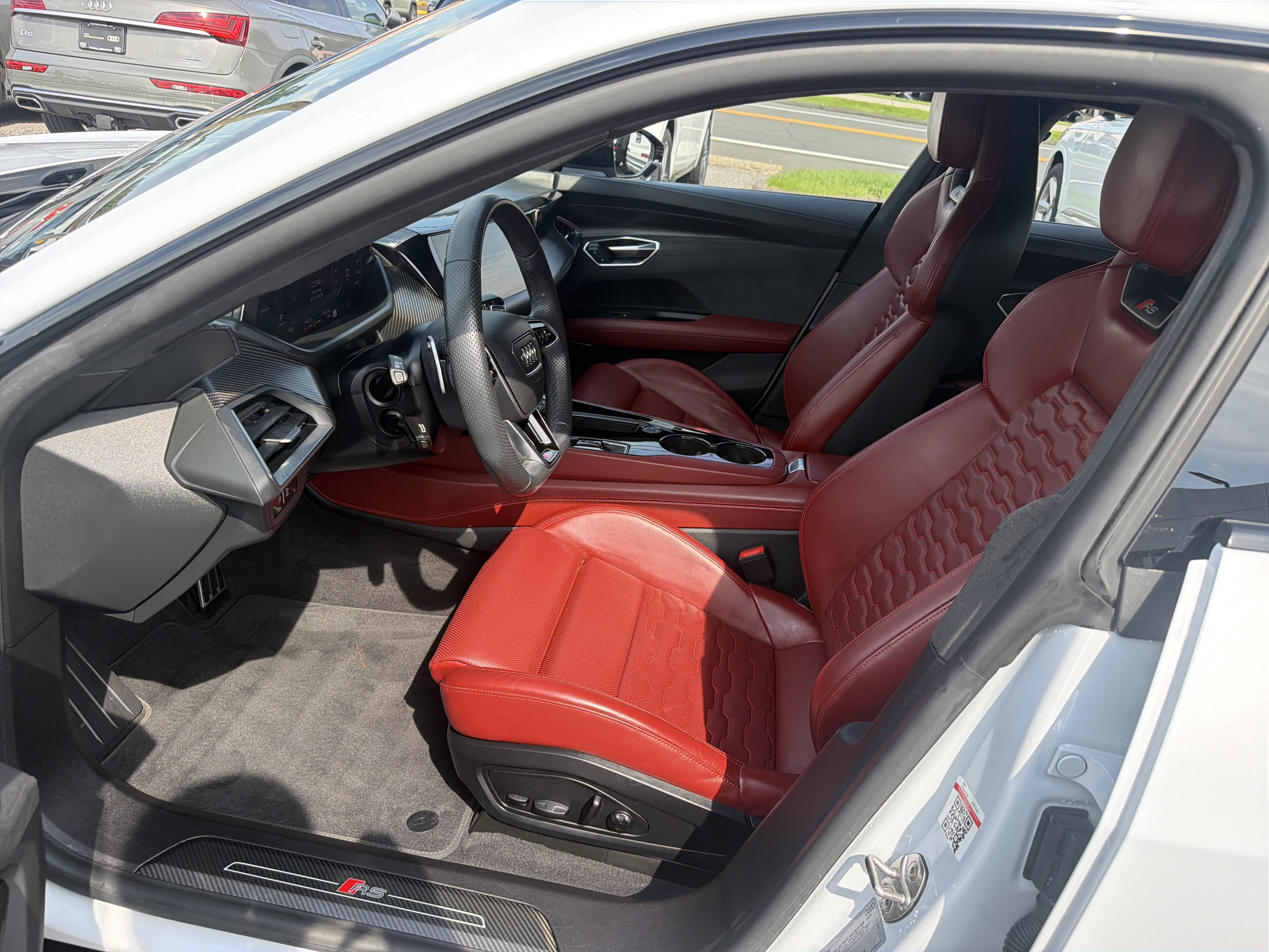 Certified 2024 Audi RS e-tron GT w/ Carbon Performance Package AWD/4WD image 6