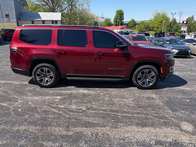 Used 2023 Jeep Wagoneer 4WD w/ Premium Group I image 5