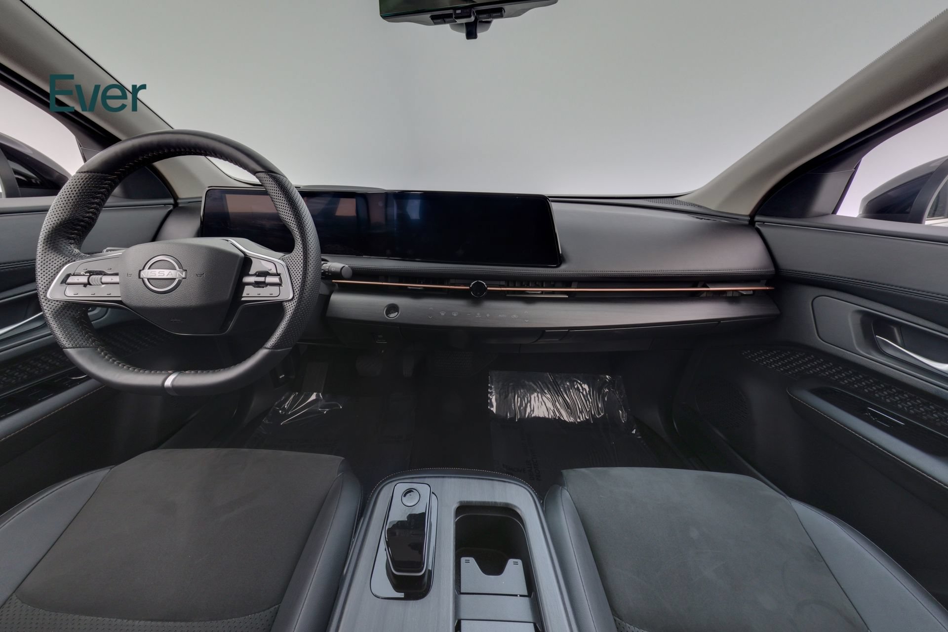 Used 2024 Nissan Ariya AWD image 26