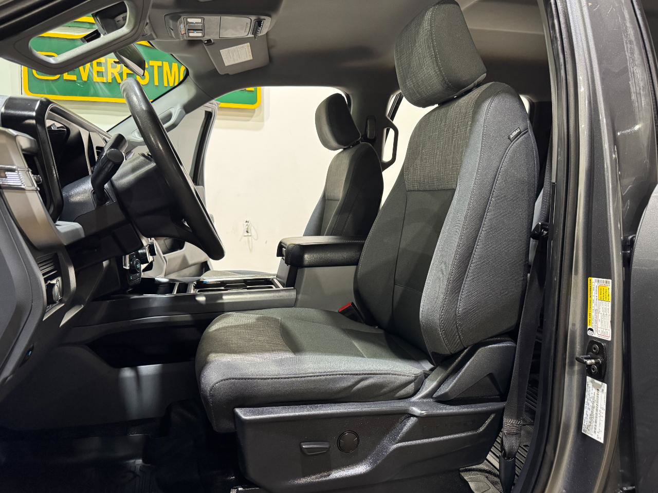 Used 2024 Ford F250 XLT AWD/4WD image 12